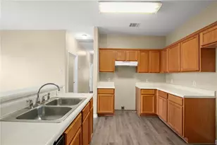 250 Marvin Cove, Hutto, TX 78634 - Photo 11