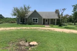 1501 N Burleson St, Kyle, TX 78640 - Photo 3