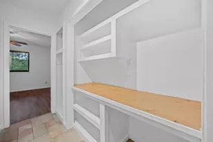 12319 N Double Tree Ln, Austin, TX 78750 - Photo 11