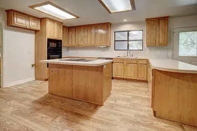 504 Leah Lane, Smithville, TX 78957 - Photo 11