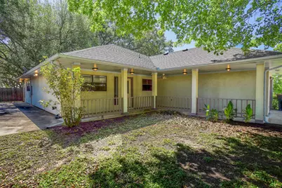 504 Leah Lane, Smithville, TX 78957 - Photo 3