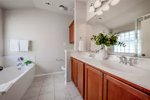 8744 Blackvireo Dr, Austin, TX 78729 - Photo 23