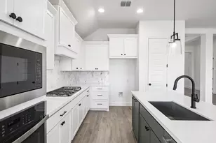 618 Bay Breeze Dr, Kyle, TX 78640 - Photo 11