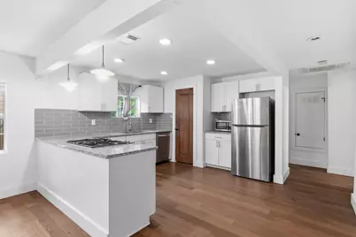 1137 Nickols Avenue, Austin, TX 78721 - Photo 11