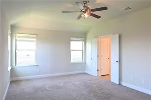 124 Gray Wolf Dr, San Marcos, TX 78666 - Photo 23