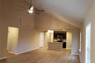 14909 Custis Ln, Austin, TX 78725 - Photo 3