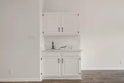 11 Oaks Place, Lago Vista, TX 78645 - Photo 9