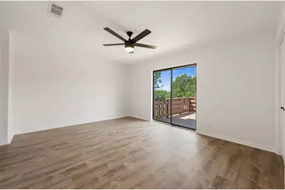 11 Oaks Place, Lago Vista, TX 78645 - Photo 17