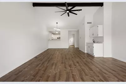 11 Oaks Place, Lago Vista, TX 78645 - Photo 7
