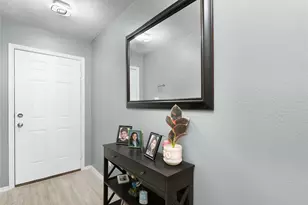 9060 Navarro Vista Vista, Seguin, TX 78155 - Photo 7