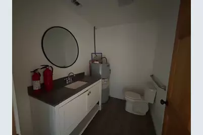 111 N Main Street, Taylor, TX 76574 - Photo 15