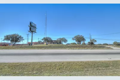 5526 N US Hwy 281, Marble Falls, TX 78654 - Photo 29