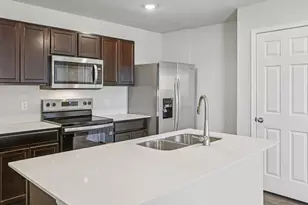156 Wyatt Wy, Jarrell, TX 76537 - Photo 5