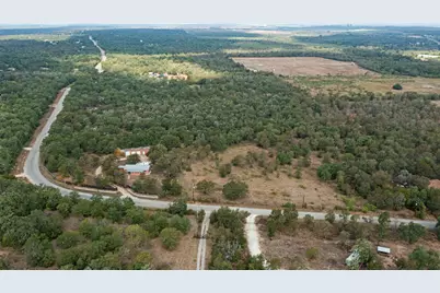 212 Thousand Oaks Drive, Cedar Creek, TX 78612 - Photo 3