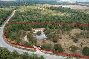 212 Thousand Oaks Dr, Cedar Creek, TX 78612 - Photo 1