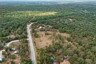 212 Thousand Oaks Dr, Cedar Creek, TX 78612 - Photo 35