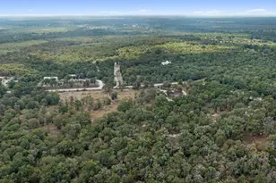 212 Thousand Oaks Dr, Cedar Creek, TX 78612 - Photo 39