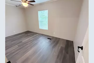 247 W Broken Tree Lane, Smithville, TX 78957 - Photo 23