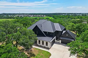 461 Crosswater Ln, Dripping Springs, TX 78620 - Photo 1