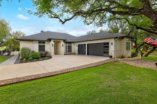 705 Pheasant Mdw, Liberty Hill, TX 78642 - Photo 3