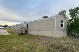 309 Oak Arbor Trail, Del Valle, TX 78617 - Photo 15