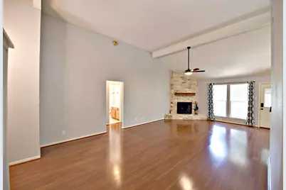 2402 Spring Wagon Lane, Austin, TX 78728 - Photo 5