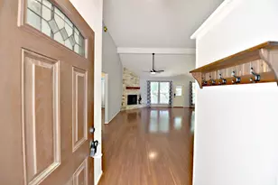 2402 Spring Wagon Ln, Austin, TX 78728 - Photo 3