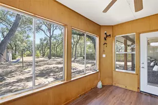 13319 Water Oak Ln, Austin, TX 78729 - Photo 7