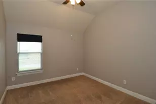 113 Wallin Farms Dr, Hutto, TX 78634 - Photo 15