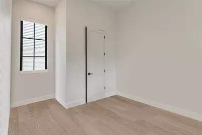 1402 Drake Avenue, Austin, TX 78704 - Photo 15