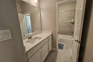 2001 Limestone Lake Dr, Georgetown, TX 78633 - Photo 31