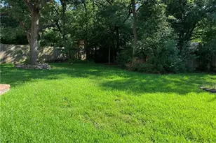 12720 Twisted Briar Ln, Austin, TX 78729 - Photo 7