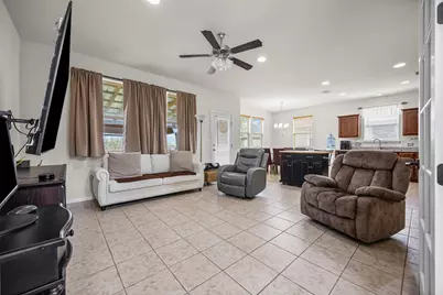 250 Twisted Oaks Lane, Buda, TX 78610 - Photo 5