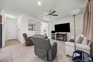 250 Twisted Oaks Ln, Buda, TX 78610 - Photo 7