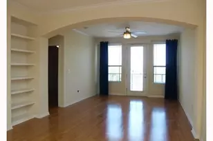 2505 San Gabriel St, Austin, TX 78705 - Photo 3