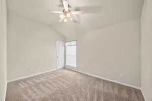 105 Oak Plaza Dr, Georgetown, TX 78628 - Photo 27