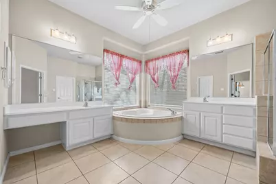 105 Oak Plaza Drive, Georgetown, TX 78628 - Photo 23