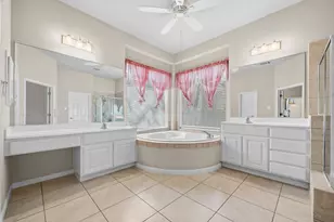 105 Oak Plaza Dr, Georgetown, TX 78628 - Photo 23