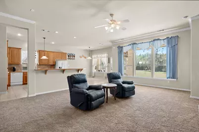 105 Oak Plaza Drive, Georgetown, TX 78628 - Photo 11