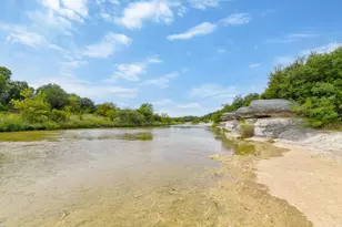 105 Oak Plaza Dr, Georgetown, TX 78628 - Photo 37