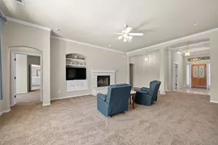 105 Oak Plaza Dr, Georgetown, TX 78628 - Photo 13