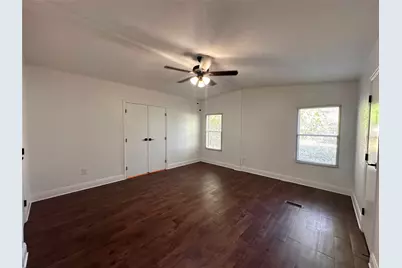 305 Cougar Avenue N, Cedar Park, TX 78613 - Photo 11