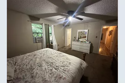 1205 W 10th Street, Cameron, TX 76520 - Photo 7