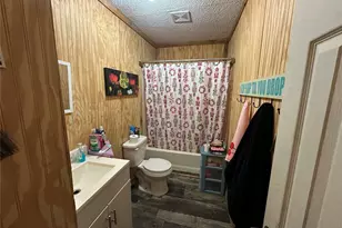 1205 W 10th St, Cameron, TX 76520 - Photo 13