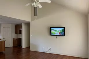 6164 S Fm 535 Rd, Cedar Creek, TX 78612 - Photo 17