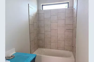 239 West Faulkner Street, Liberty Hill, TX 78642 - Photo 9
