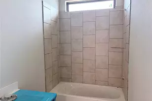 239 W Faulkner St, Liberty Hill, TX 78642 - Photo 9