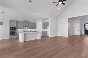 239 W Faulkner St, Liberty Hill, TX 78642 - Photo 11