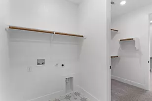 239 W Faulkner St, Liberty Hill, TX 78642 - Photo 17