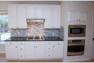 8700 Wafer Ash Way, Austin, TX 78750 - Photo 9